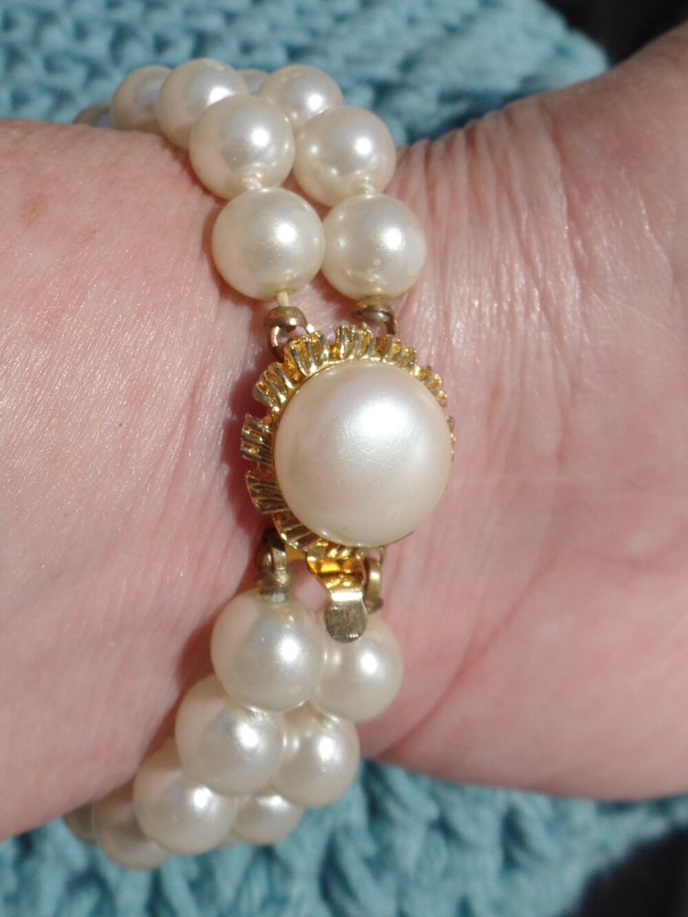 Vintage Faux White Pearl Bead Knotted Bracelet Decorative Closure